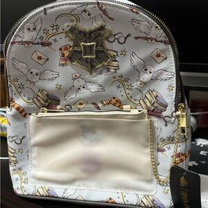 Hot Topic White and Gold Backpack with Metallic Finish